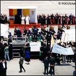 7-9 mai 1999: Vizita papei Ioan Paul al II-lea �n Rom�nia, v�zut� de Adrian Cuba (FOCUS)