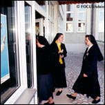 7-9 mai 1999: Vizita papei Ioan Paul al II-lea �n Rom�nia, v�zut� de Adrian Cuba (FOCUS)
