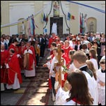 17 mai 2009: Suceava: Sfinirea statuii i a piaetei dedicate Sfntului Printe papa Ioan Paul al II-lea