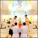 8 decembrie 2009: Iai: Sfinire de diaconi (FOCUS)