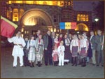 grupul de romani in fata catedralei Westminster 12.11.2006